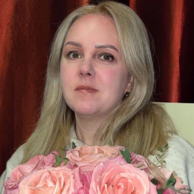 Яблоня от яблони: мать эскортницы Ксении Шалаевской - Юлия Шалаевскся оказалась сутенершей своей дочери.